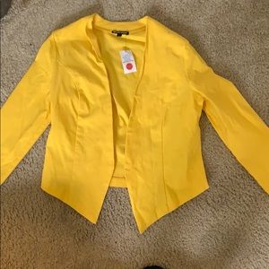 Yellow blazer
